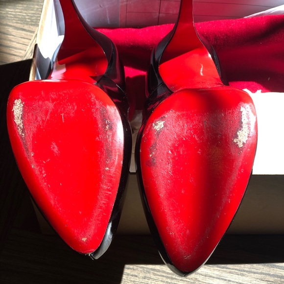 Christian Louboutin’s. Size 39 - Picture 9 of 10